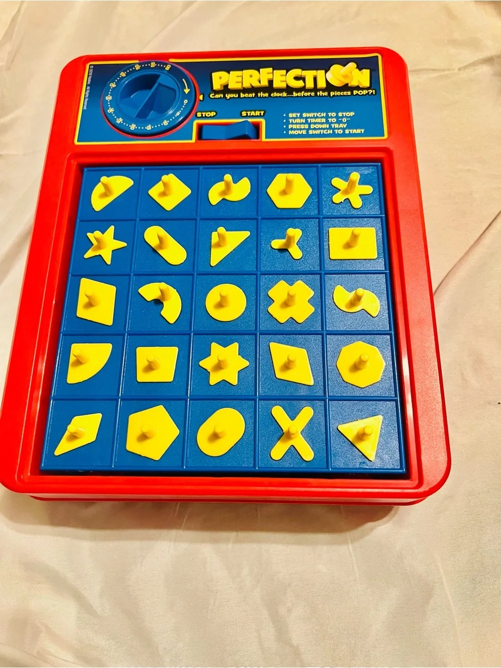 Hasbro Perfection Game 25 Pieces / Instructions Tested and Working